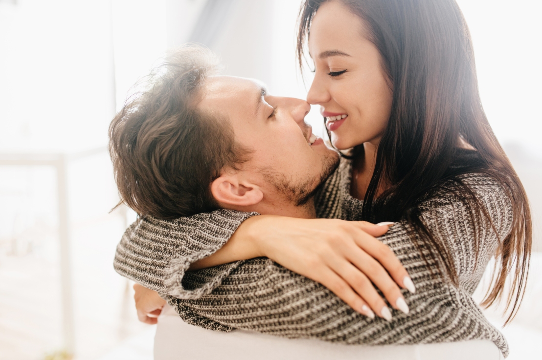 10 hábitos diários de um casal feliz: para investir sem medo!